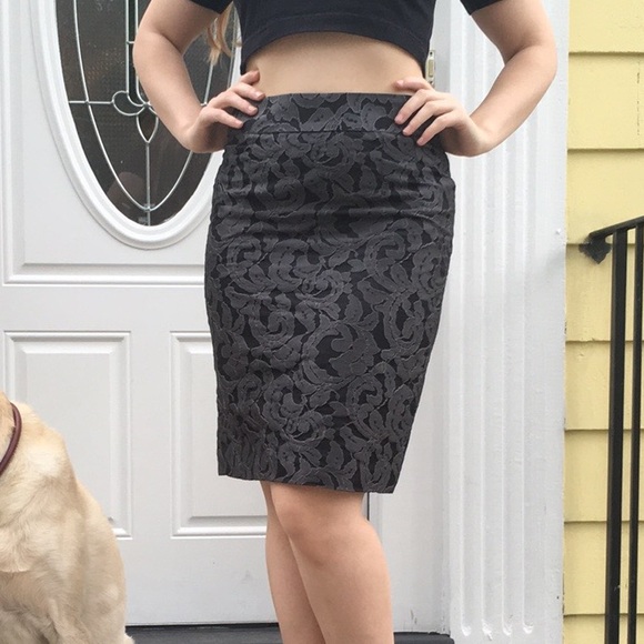 Banana Republic Dresses & Skirts - Banana Republic pencil skirt